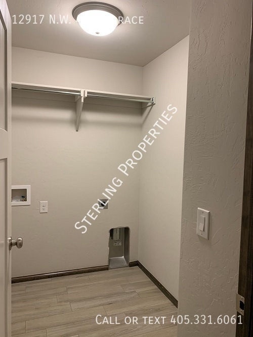 Building Photo - 12917 NW 4th Terrace