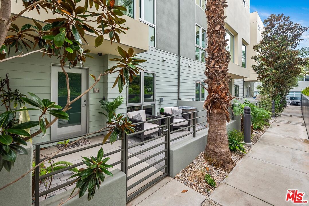 Building Photo - 310 Washington Blvd