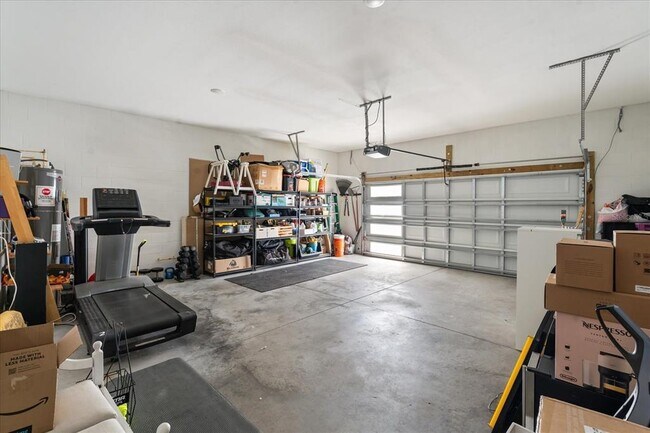 Building Photo - 668 Overspin Dr