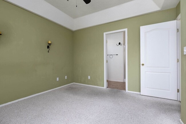 Building Photo - 2BR/2BA Condo on Second Floor with Balcony, In-Unit Laundry, Pool & Spa