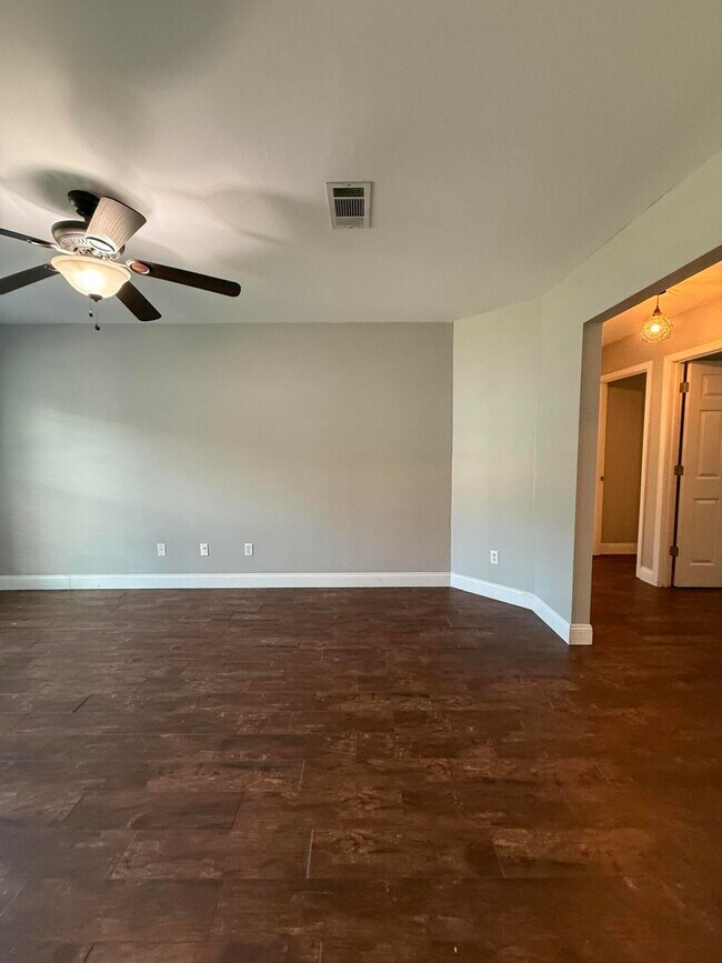 Building Photo - 2813 Atoka Trail