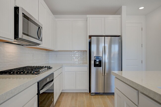 Building Photo - 8532 W Agate Ave