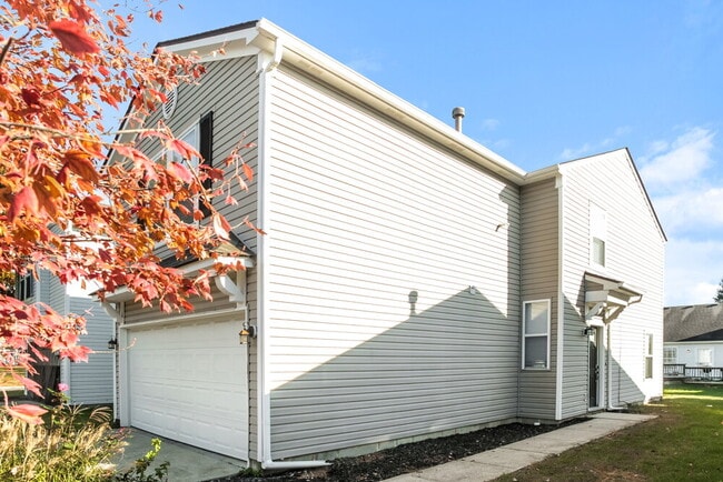 Building Photo - 4509 Connaught E Dr