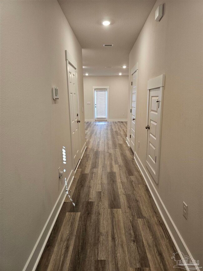 Building Photo - 9460 Nature Crk Ln