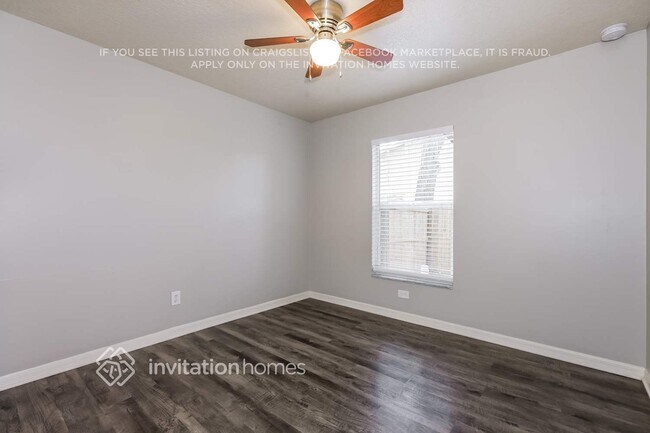 Building Photo - 4715 Rockingchair Dr