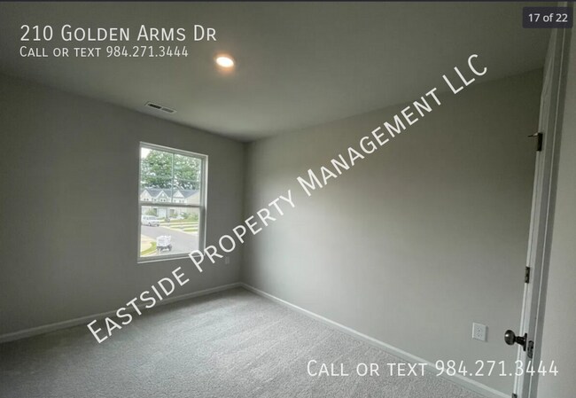 Building Photo - 210 Golden Arms Dr