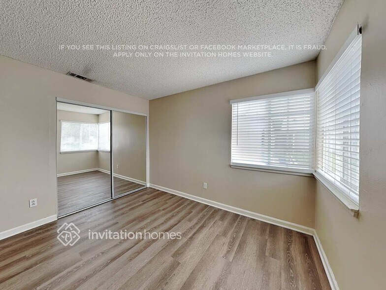 Building Photo - 4038 Hale St