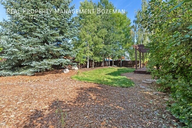 Building Photo - 971 Longbow Ln