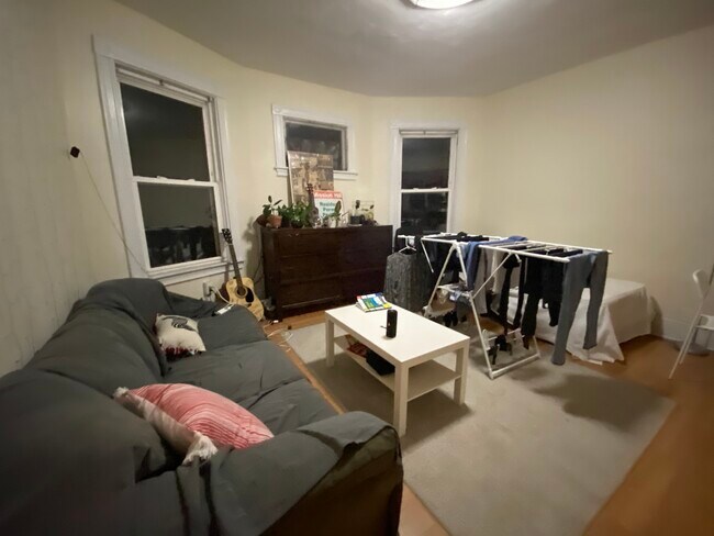 Building Photo - 41 Parker Hill Ave