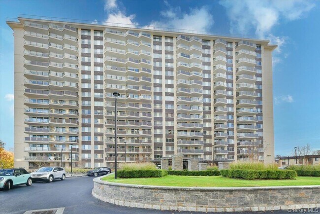 Building Photo - 18-15-18215 215th St