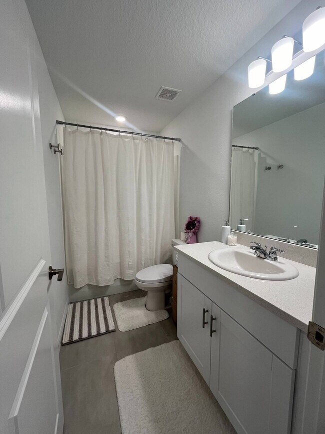 Building Photo - 1345 Anchor Bnd Wy