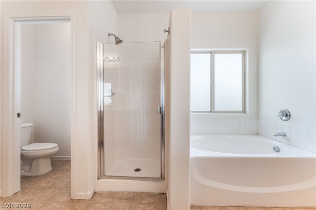 Building Photo - 6758 Lincoln Wood St