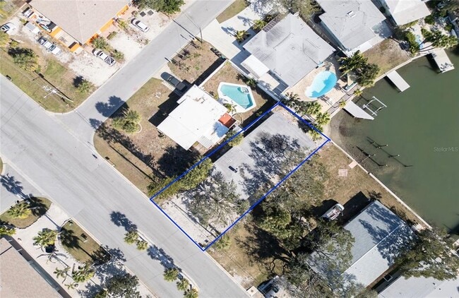 Building Photo - 717 E Gulf Blvd