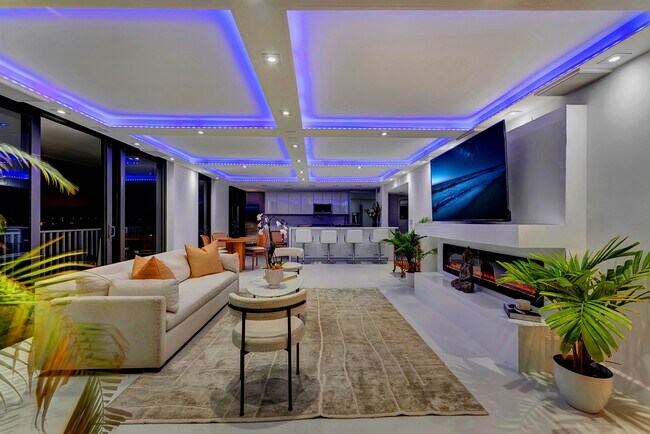 Building Photo - 3360 S Ocean Blvd