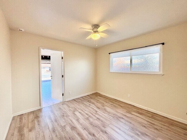 Building Photo - 10042 Brazos Ct
