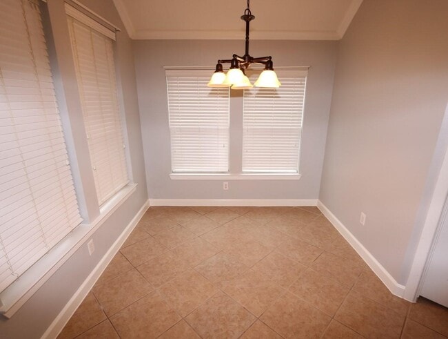 Building Photo - 28238 Daystrom Ln