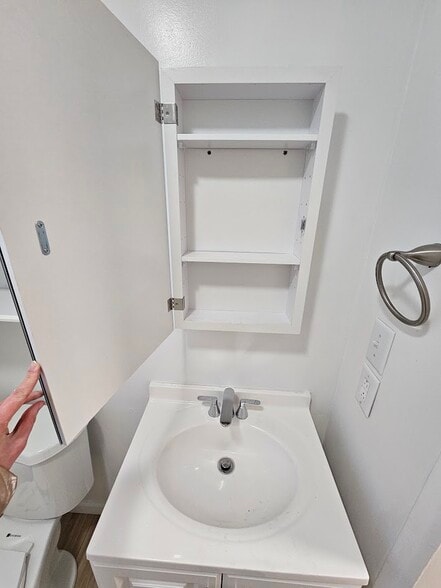 Bathroom - 441 Cecil Ave