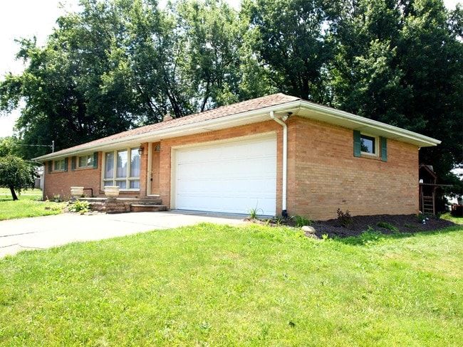 Building Photo - 5551 Thunderbird Cir NW