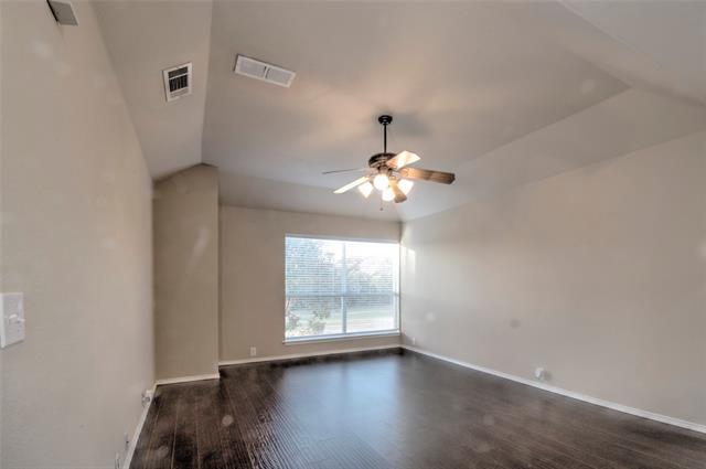 Building Photo - 2012 Trinity Ln