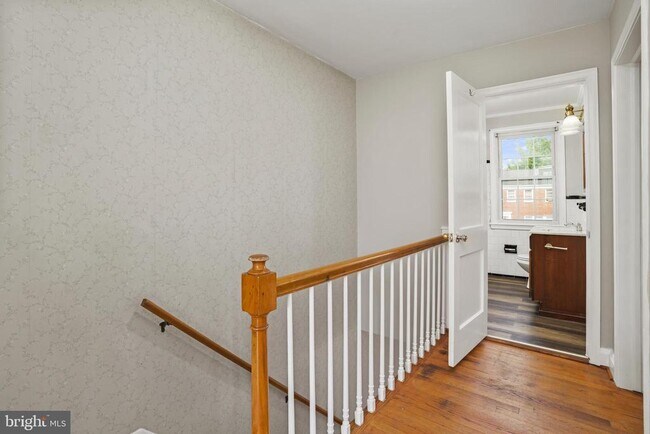 Building Photo - 1738 Glen Ridge Rd