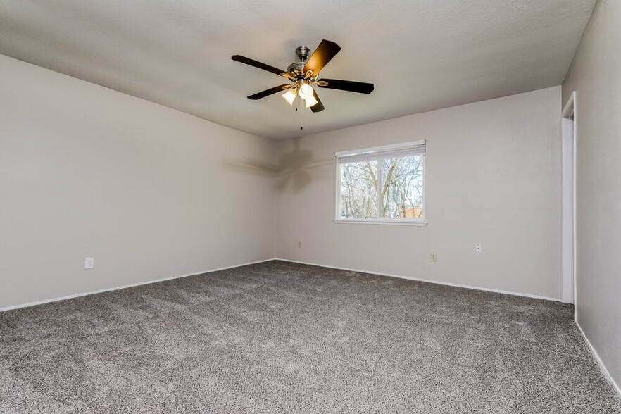 Building Photo - 7317 Knight Dr