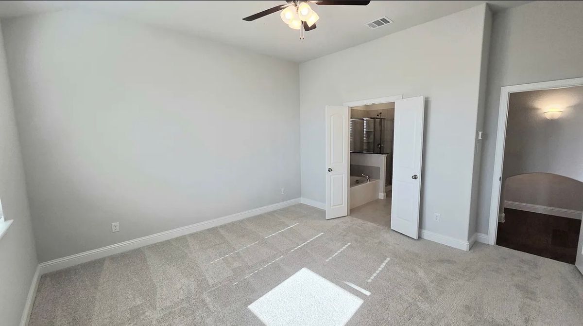 Building Photo - 3017 Burwick Ln