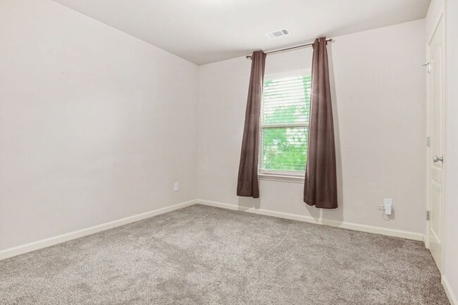Building Photo - 1539 Creek Bend Ln NW