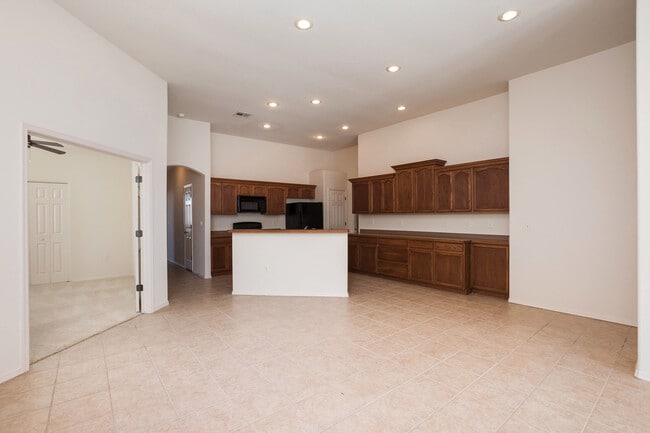 Building Photo - Beautiful Light and Bright Home located of...