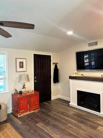 Building Photo - 2611 Peninsula Dr