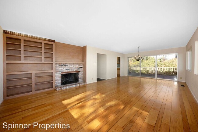 Primary Photo - 3 br, 2 bath House - 2836 Las Piedras Drive