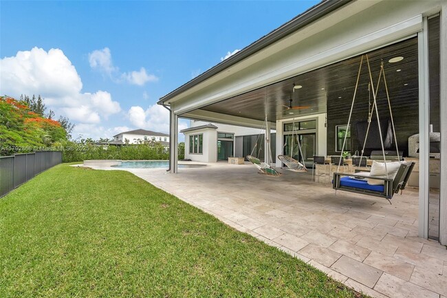 Building Photo - 17130 Magnolia Estates Dr