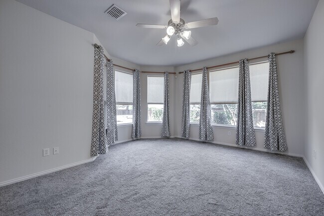 Building Photo - 3416 Ballard Dr