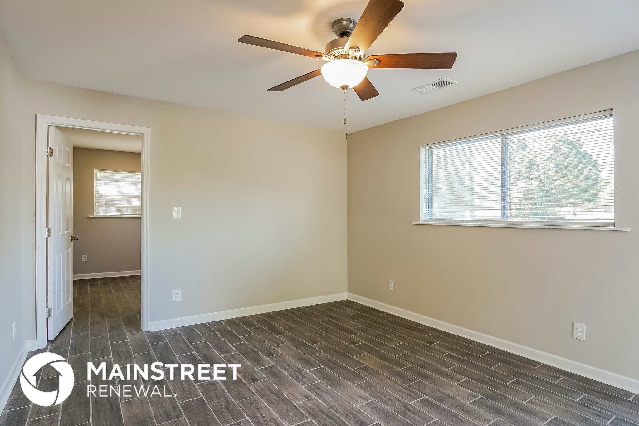 Building Photo - 1616 Bryson St