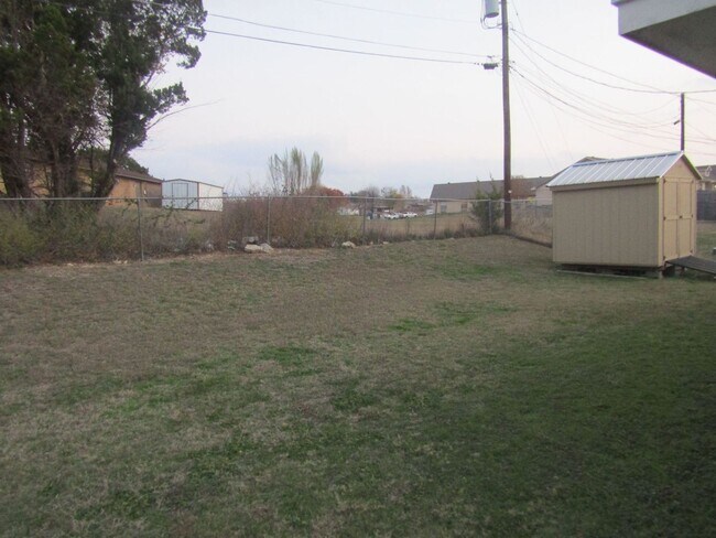 Building Photo - 804 Industrial Ave