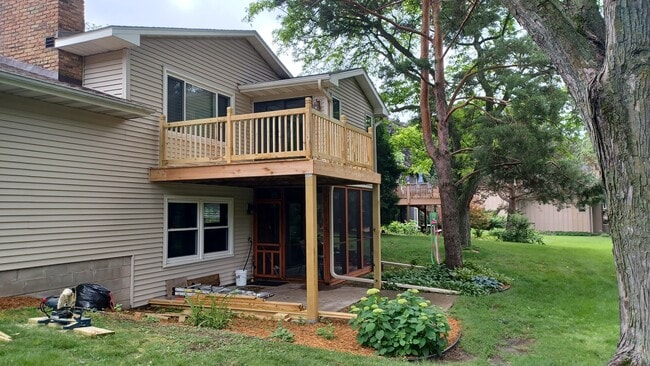 Building Photo - 7096 Stratford Rd