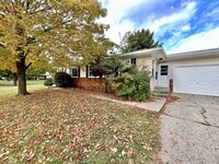 Building Photo - Dawes 1743/1745