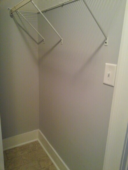 Building Photo - 51 Atlanta Ave