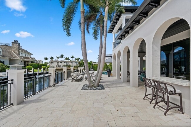 Building Photo - 7474 NE Bay Cove Ct