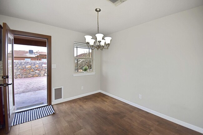Building Photo - 14229 Poets Rock Ln