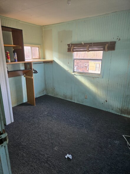 Building Photo - 1075 Sweeten Creek Rd