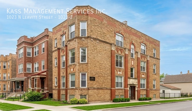 Building Photo - 1023 N Leavitt St