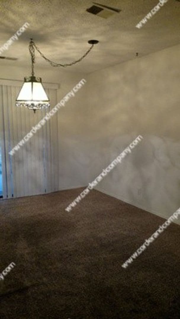 Building Photo - Cozy 3 Bedroom, 2 Bathroom, 1 Car Garage a...