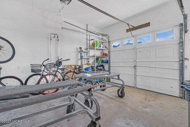 Building Photo - 826 Forepeak Dr