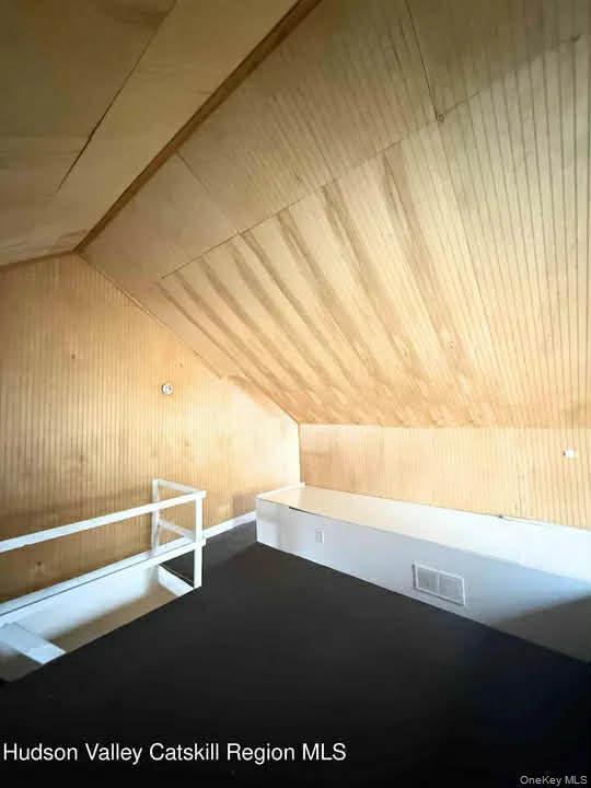 Building Photo - 6629 Park Pl