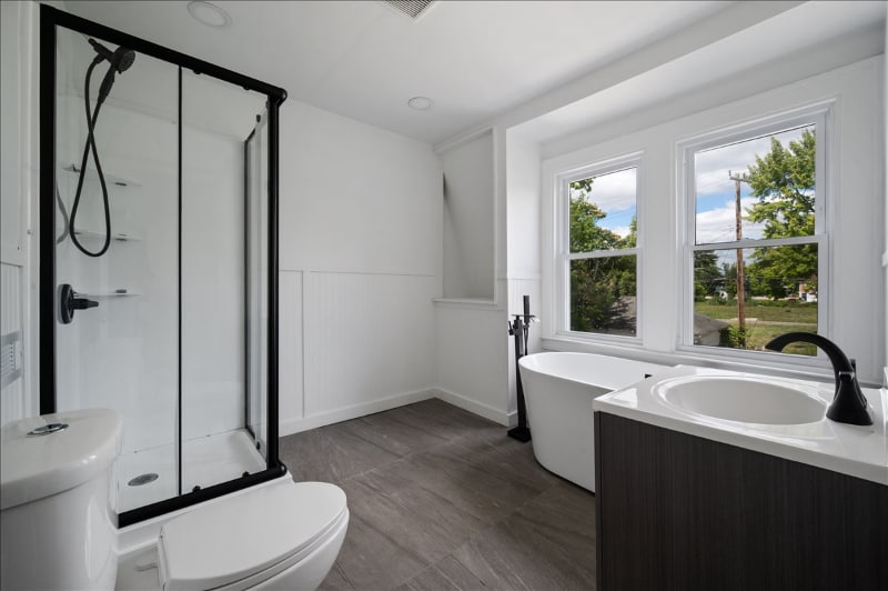 Building Photo - 2934 Virginia Park St