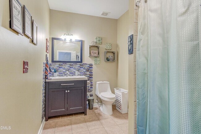 Building Photo - 6240 Hilbert Ridge Dr