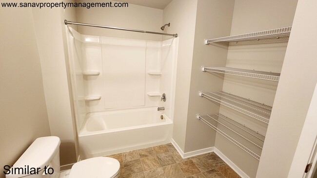 Building Photo - Fantastic Single-Family Home w/ 3 Car Garage - Ankeny