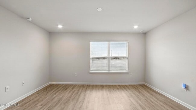 Building Photo - 6488 Slabinski Ln