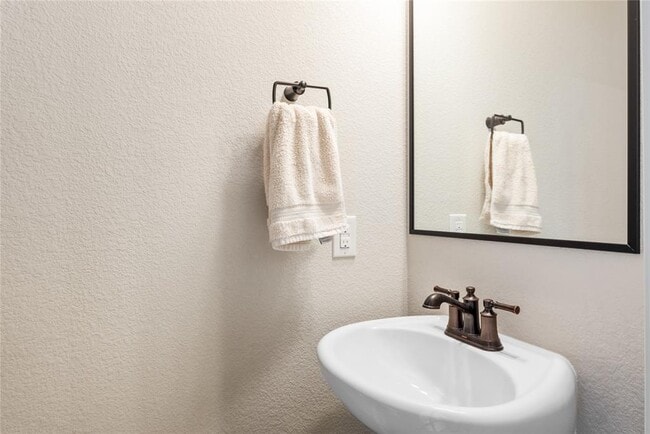 Building Photo - 13602 Terrett Trce