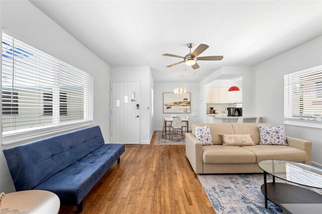 Building Photo - 3015 Seville St